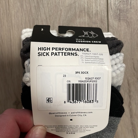 Pair of Thieves Men’s cushion crew performance socks. Mens size 8-12 NWT 3pck - Picture 2 of 4